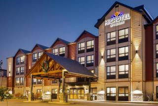Microtel Inn & Suites by Wyndham Mont Tremblant - 8