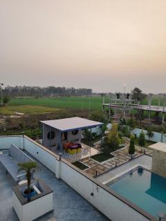 Sanjeevani Farms Bhopal - A Luxury 5 Bedroom Private Pool Villa - 8