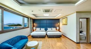 HS Tourist Hotel - 9