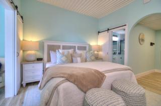 St. John's Inn - 233 - 1