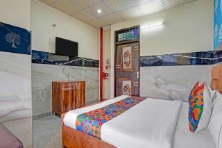 Via Royal Plaza 62 - 4