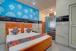 Via Royal Plaza 62 - 8