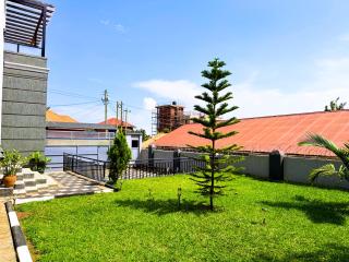 Faith's Apartments - 6