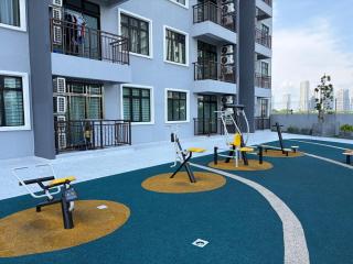 Muji Family Suites Medini 2BR Legoland - 2