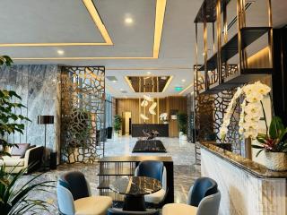 Lumiere Garden Hideaway - 8