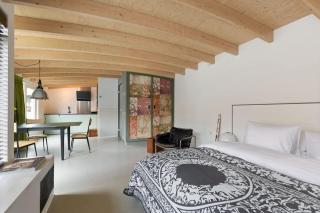 Luxury Houseboat-apartment In The Historic Center - 9