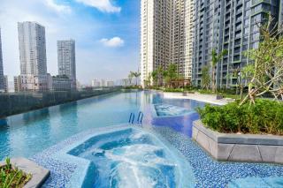 Lumiere Garden Hideaway - 6