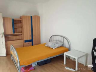 Stöcken Zimmer - Hannover - 1