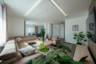 Holiday home "Villa Blue Lake" - Private Heated pool, Hotube - 1