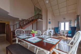 Yellow Tulip Luxury Villa by LexStays - Coonoor - 1