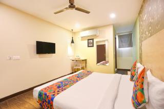 FabHotel Crescent - 2