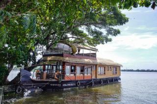 Sukhalaya Houseboat & lake villa - Alappuzha - 2