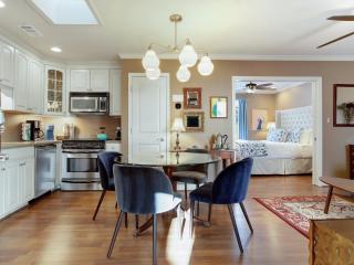 Broughton Street Carriage House - 9