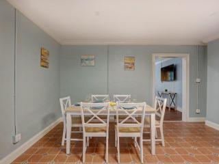 Sundial Inn Unit 1 - 1