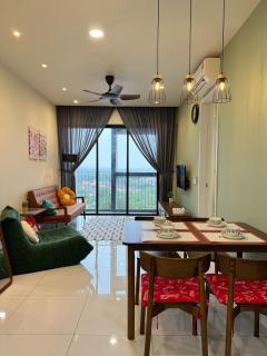 SkyTree Bukit Indah Aeon near Legoland Perling - 8