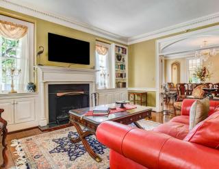 Spanish Moss Inn - 8