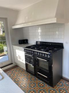 Seehaus mit Kamin und Hot Tub - 7