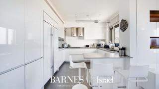 Bright Two-Floor Penthouse with Sea View, Tel Aviv - 6