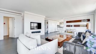 Bright Two-Floor Penthouse with Sea View, Tel Aviv - 9