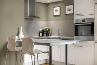 Stylish City Living - Close to everything - 9