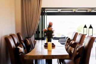 Luxury 4BR Drakensberg Home Private Pool and Braai - 2