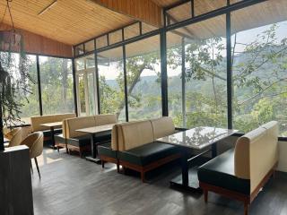 Saraiville- A Boutique Riverside Resort - 5