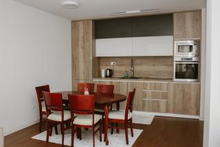 Sarajevo Waves Aparthotel - Sarajevo - 8