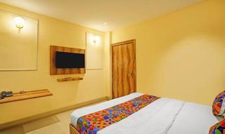 FabHotel Shri Shubh Palace - 6