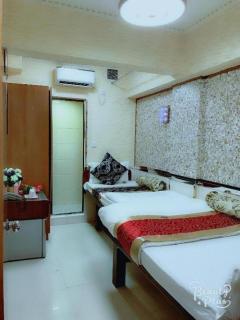 London Guest House - 3