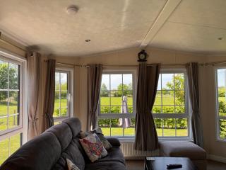 Field House Farm - Owl Lodge - countryside stay near York - 4