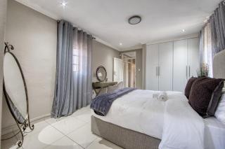 White Rose Villa - 1