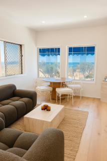 Beachfront Penthouse With Uninterrupted Ocean Views - 8