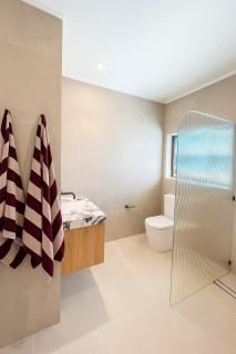 Beachfront Penthouse With Uninterrupted Ocean Views - 4