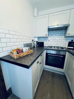 Kirkgate Cottage - 2 Bedrooms - Sleeps 4 - 4