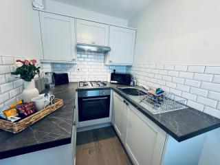 Kirkgate Cottage - 2 Bedrooms - Sleeps 4 - 5