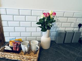 Kirkgate Cottage - 2 Bedrooms - Sleeps 4 - 6