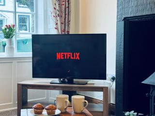 Kirkgate Cottage - 2 Bedrooms - Sleeps 4 - 3