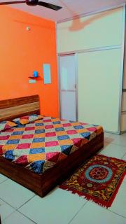 Stacy Guest House - 6