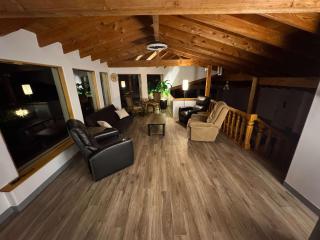 Heated Indoor Pool - Maison au Bord du Lac - 7