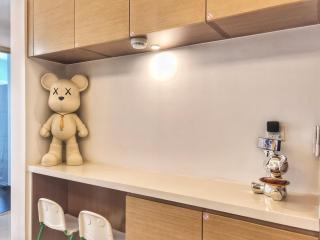 R&F Princess Cove 2BR Sea View JB-SG CIQ Modern - 6