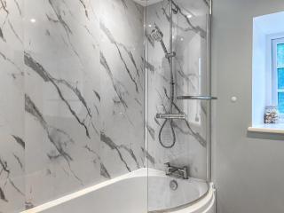 Bluebell Cottage - 2