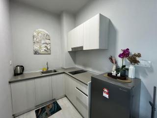 Jesselton Quay Sunrise Haven 2 Bedroom - 3