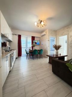 Lazar Tower Apartments with 2 Bedroom and Parking near Palas - 6