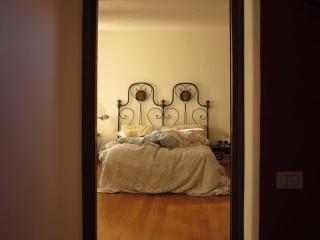 Cascina ristrutturata tra due laghi - 3