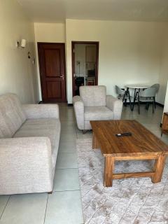 Elegant and Modern Homes, 2BR unit in a secure estate near the golf course - 5