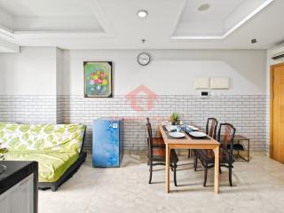 Strategic 2BR Capitol Apt Pool, Gym, Wi-Fi - 9