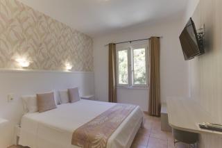 Hotel des Etrangers - 4