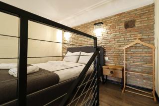 Old Tbilisi Mezzanine Charm - Comfort By Wehost - 4