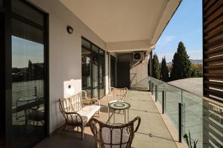 Wehost Apartment - On-site Pool & Gym - Not Included - 8