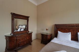 Wehost Apartment on a colorful street - 7